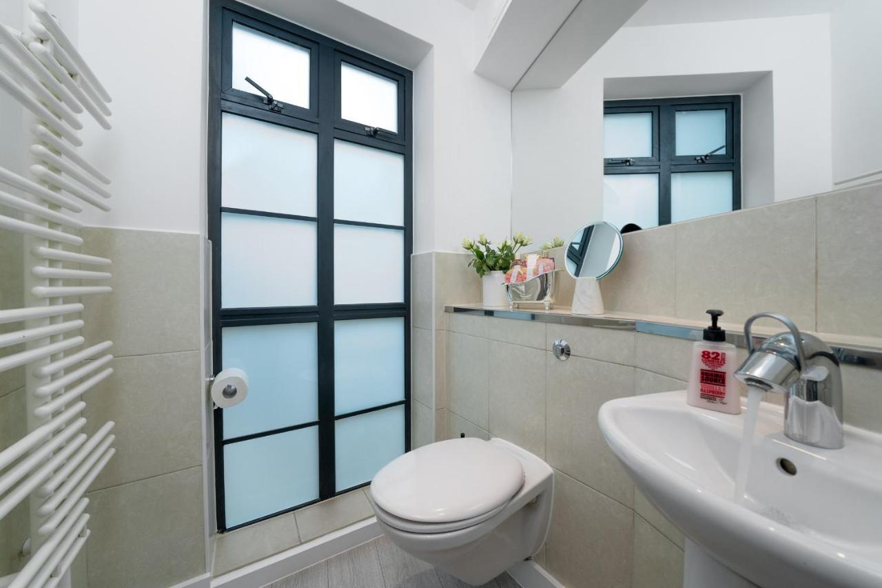 Huge & Central 3 Bedr, 4 Beds, 2,5 Bath Covent Gdn Londra Esterno foto